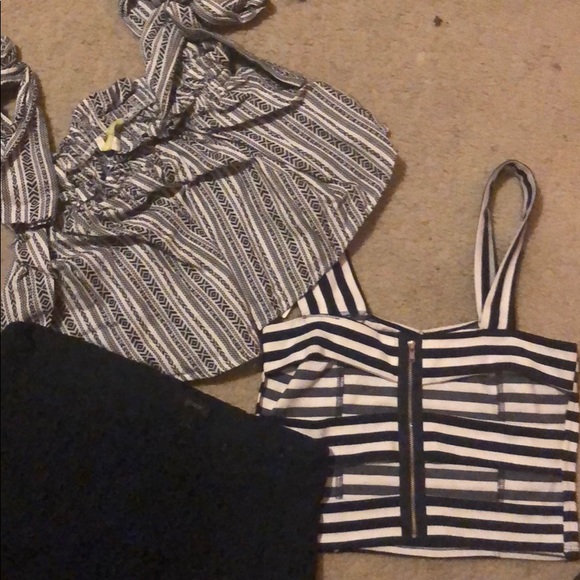 Bundle of 3 tops and one shorts - Picture 3 of 8